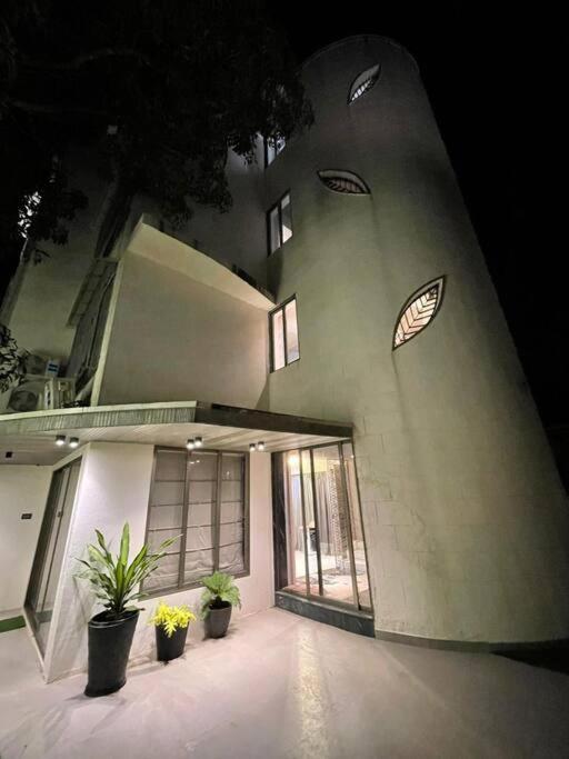 The Luxury Villa Lonavala Exteriör bild