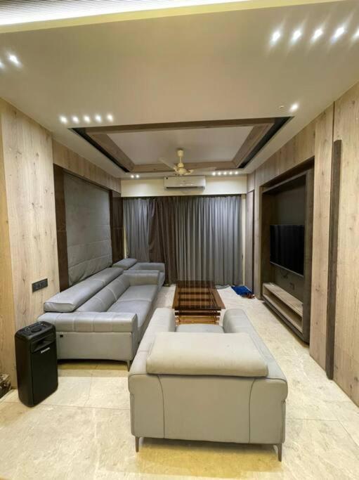 The Luxury Villa Lonavala Exteriör bild